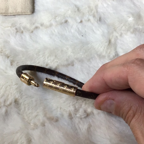 Louis Vuitton monogram bracelet - Picture 4 of 7
